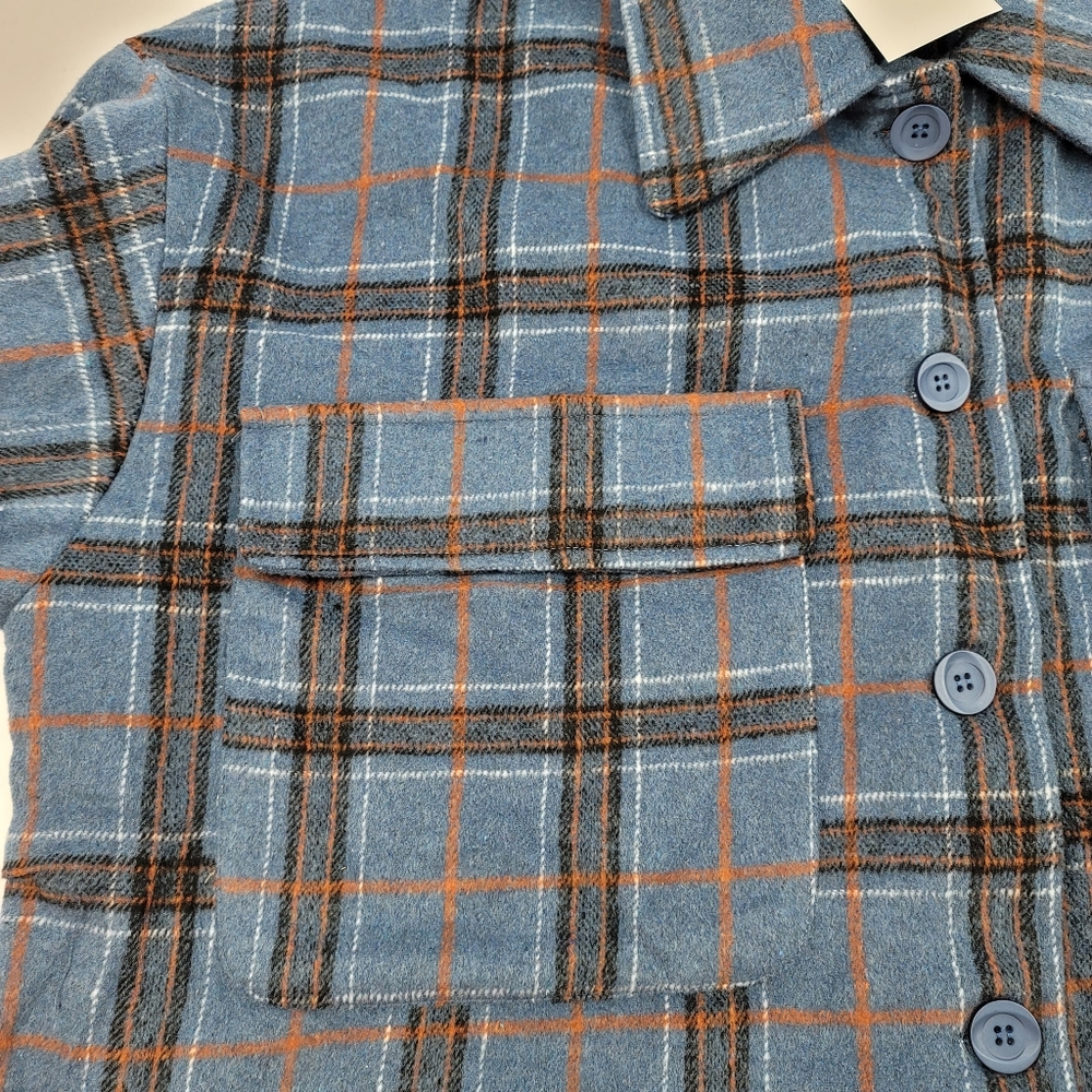 NWT Oversized blue plaid flannel jacket - Picture 4 of 6